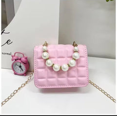 Princes girl preal Fashion hand bag