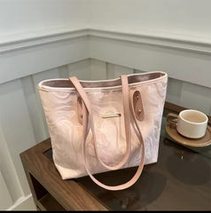 Luxury woman fashion tote bag