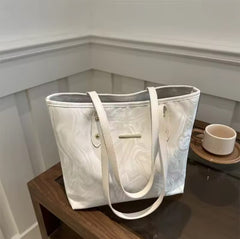 Luxury woman fashion tote bag