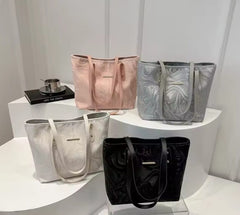 Luxury woman fashion tote bag