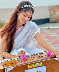 চুমকি শাড়ি