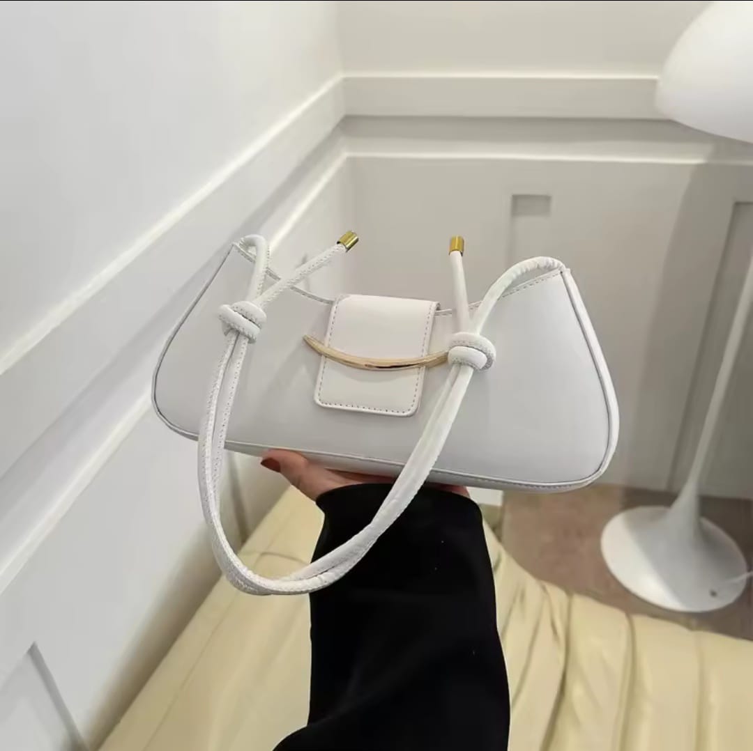 Cash Trendy Shoulder Bag