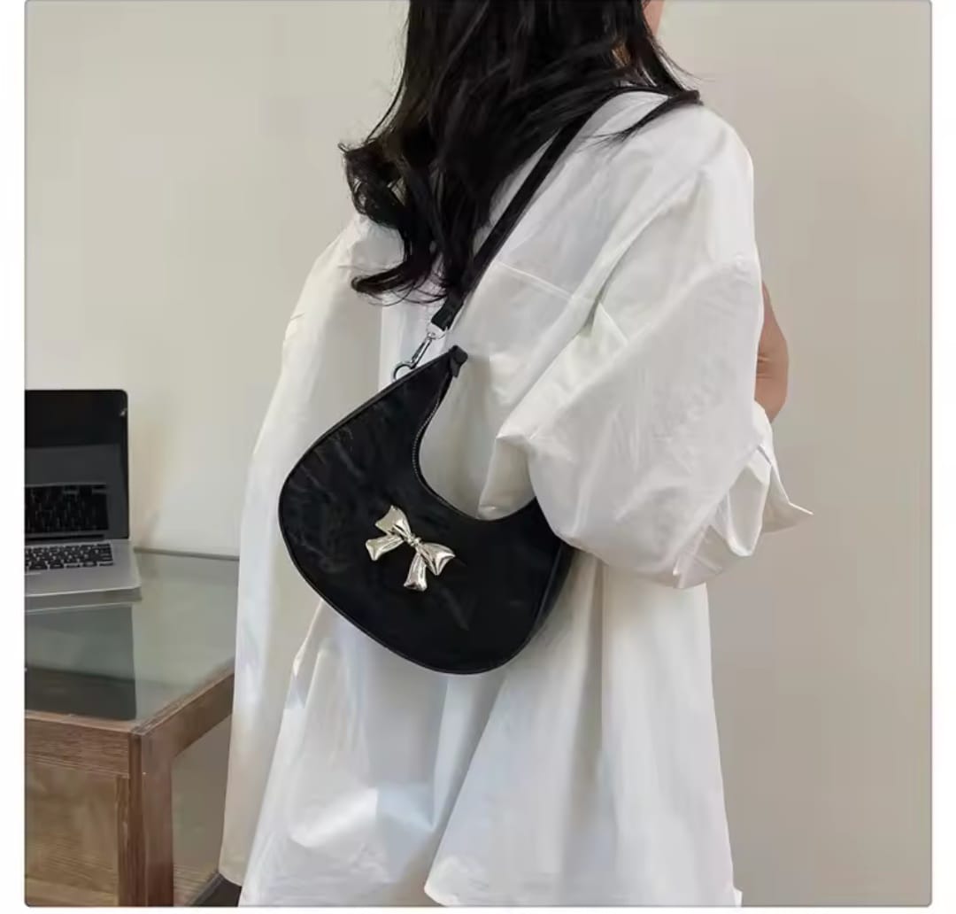 Metal bou crossbody bag