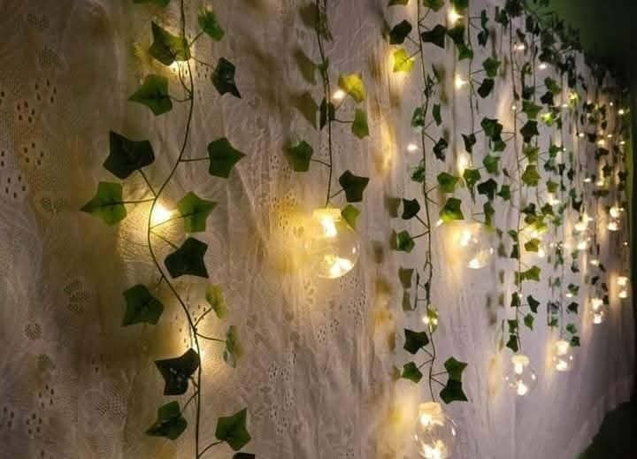 Wish Ball Leaf Curtain Light