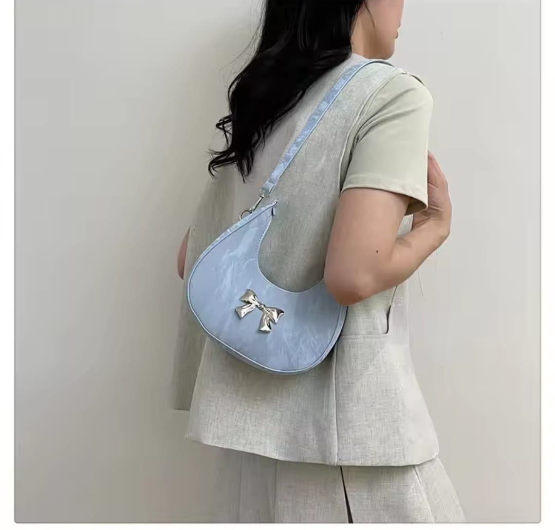 Metal bou crossbody bag