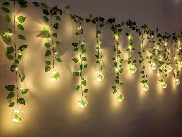 Wish Ball Leaf Curtain Light
